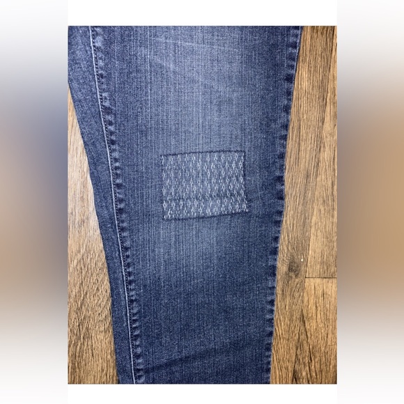 Eddie Bauer Women's Boyfriend Fit Jeans Patchwork Size 8 - Picture 6 of 16